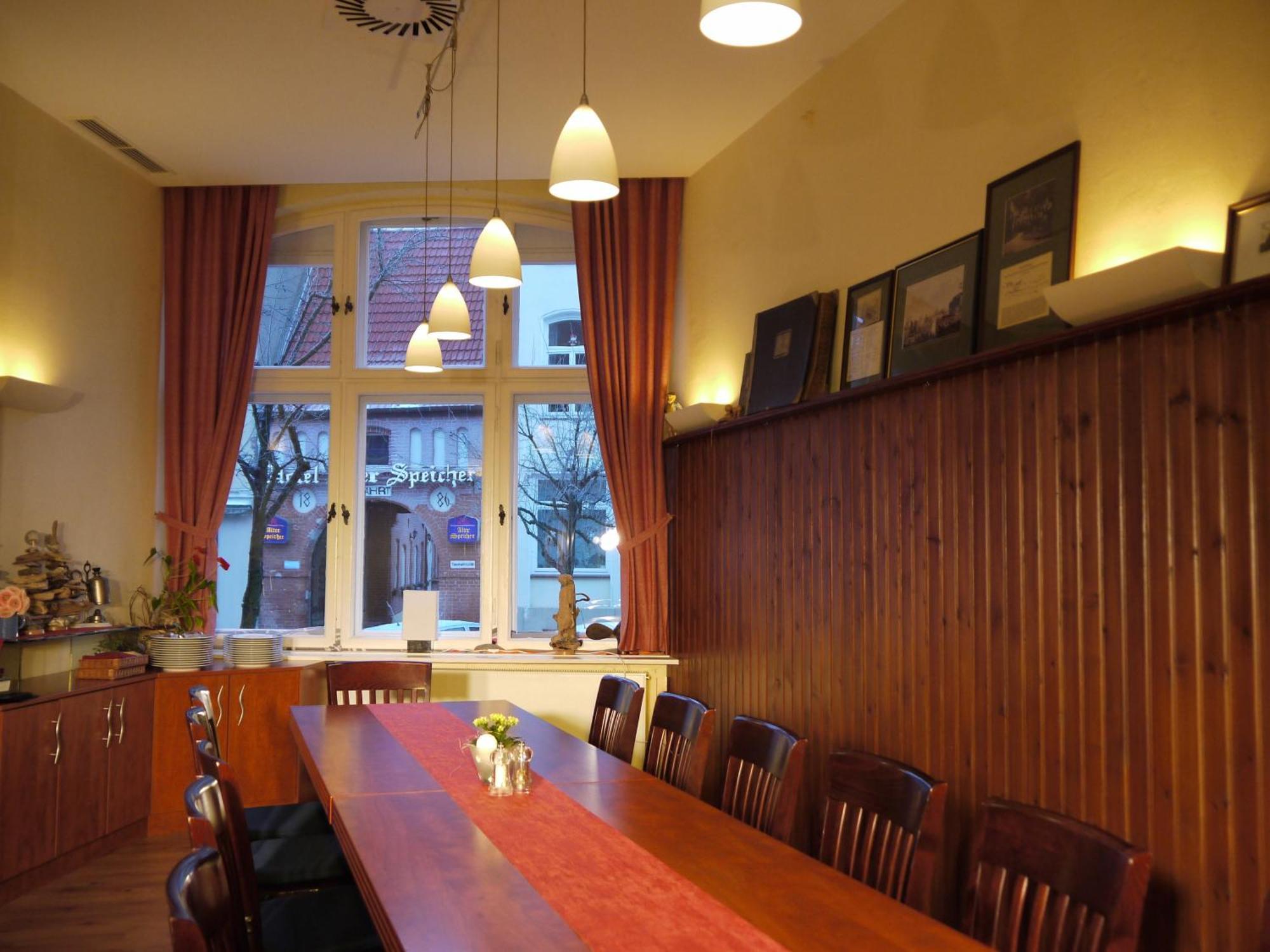 Restaurant & Hotel Wismar Exterior photo